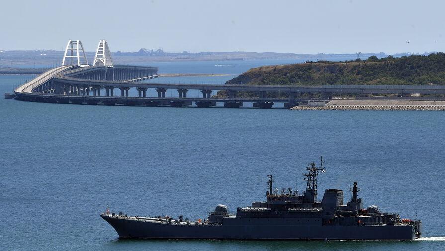 Крымский мост времен закрыли для автотранспорта