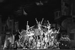 Финальная сцена балета Карэна Хачатуряна по сказке Джанни Родари «Приключения Чиполлино» в Большом театре, 1977 год