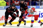 Во время финального матча молодежного чемпионата мира по хоккею между сборными командами Канады и России, 5 января 2020 года
