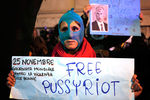 Во время визита Путина в Риме прошли протесты с требованием освободить Pussy Riot