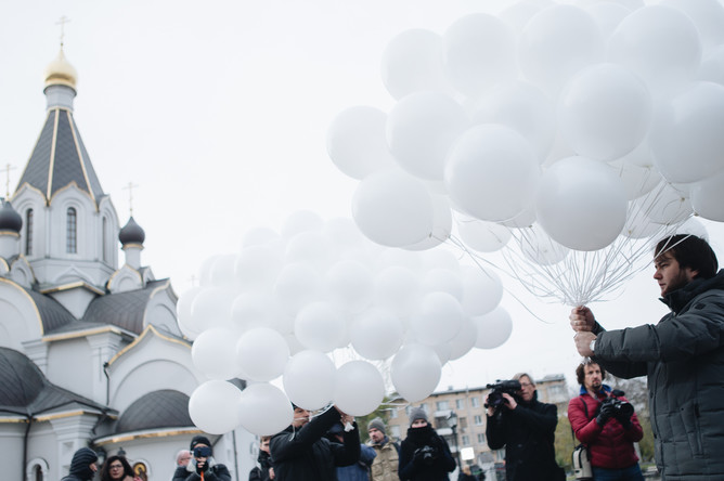 Памятные мероприятия около Театрального центра на Дубровке, 26 октября 2017 года