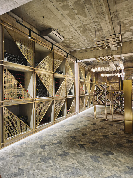 Комната с&nbsp;коллекцией вин