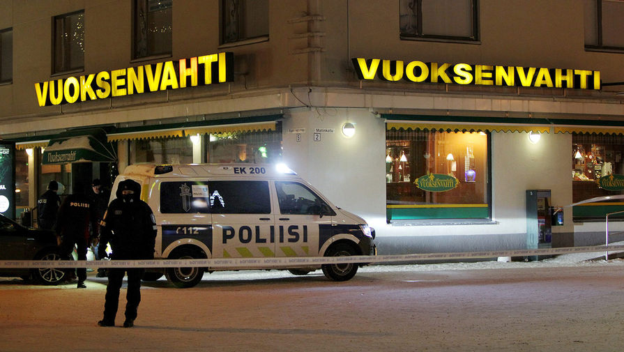 На&nbsp;месте трагедии перед&nbsp;рестораном Vuoksenvahti в&nbsp;городе Иматра, Финляндия