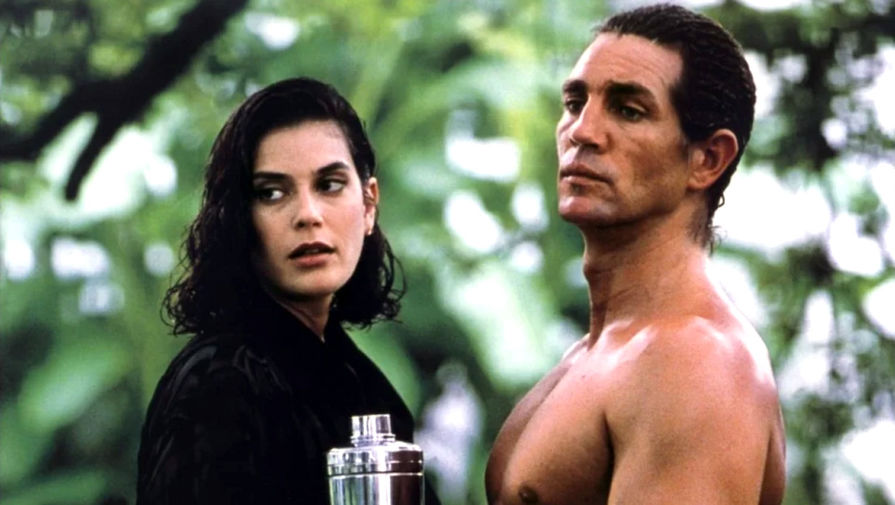Тери Хэтчер и Эрик Робертс в фильме &laquo;Пленники небес&raquo; (1996)