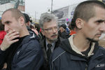 Лидер НБП (запрещена в России) Эдуард Лимонов на митинге памяти убитой в Москве журналистки Анны Политковской, 2006 год