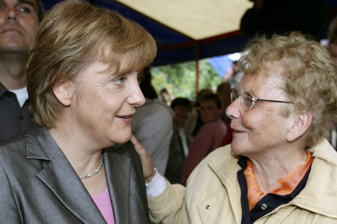 Ангела Меркель с матерью, 2005 год