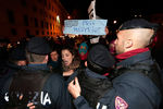 Во время визита Путина в Риме прошли протесты с требованием освободить Pussy Riot