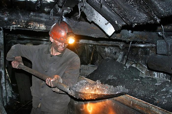 Работа угольной шахты