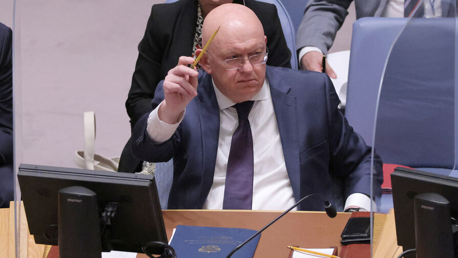 Небензя заявил, что НАТО в ручном режиме руководит действиями Киева на поле боя