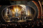 Победители на сцене театра «Долби» во время 88-й церемонии награждения лауреатов «Оскара»