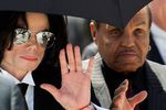 Майкл Джексон и Джо Джексон, 2005 год 