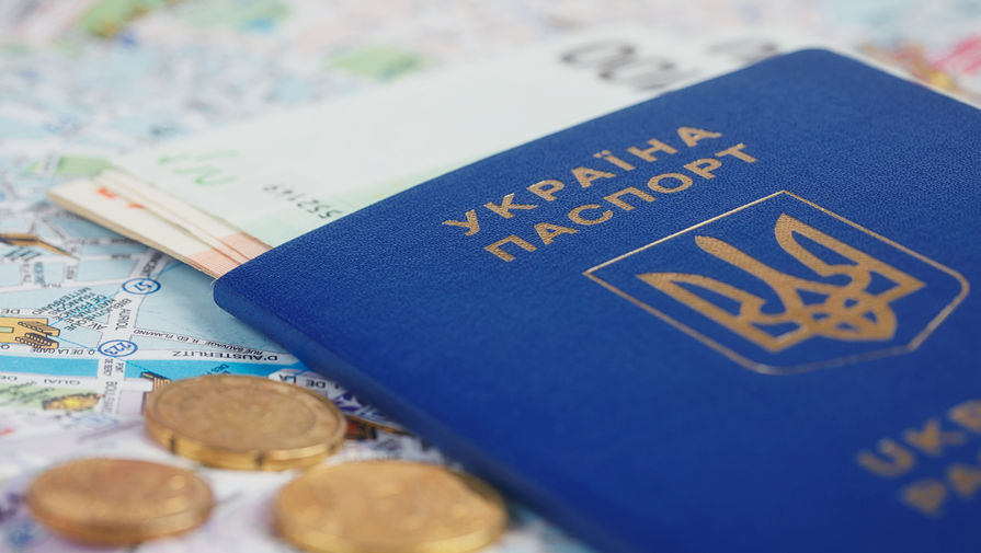 На Украине призвали убрать русский язык из внутренних паспортов
