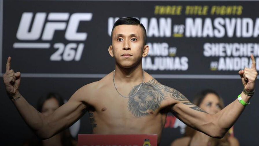 Боец UFC Молина совершил каминг-аут после слива интимного видео