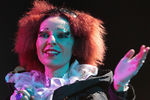 2009 год. Жанна Агузарова на сцене «Олимпийского» во время концерта, посвященного 50-летию Гарика Сукачева