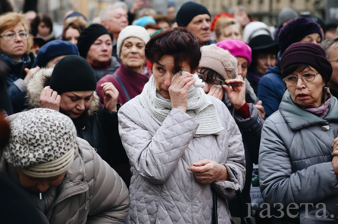 Прощание с Михаилом Задорновым в церкви Александра Невского в Риге, 15 ноября 2017 года
