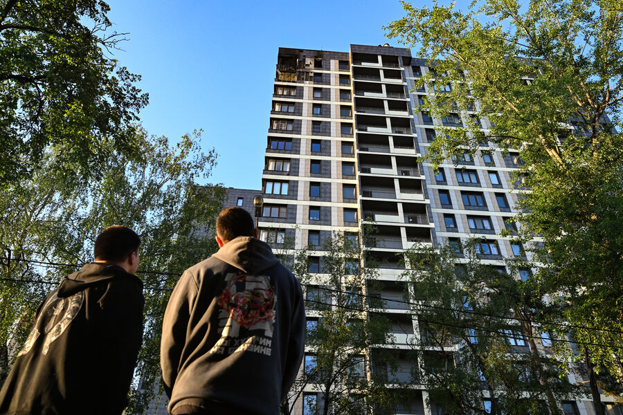 Последствия попадания БПЛА в&nbsp;жилой дом в&nbsp;Красногорске, 24&nbsp;июня 2025&nbsp;года