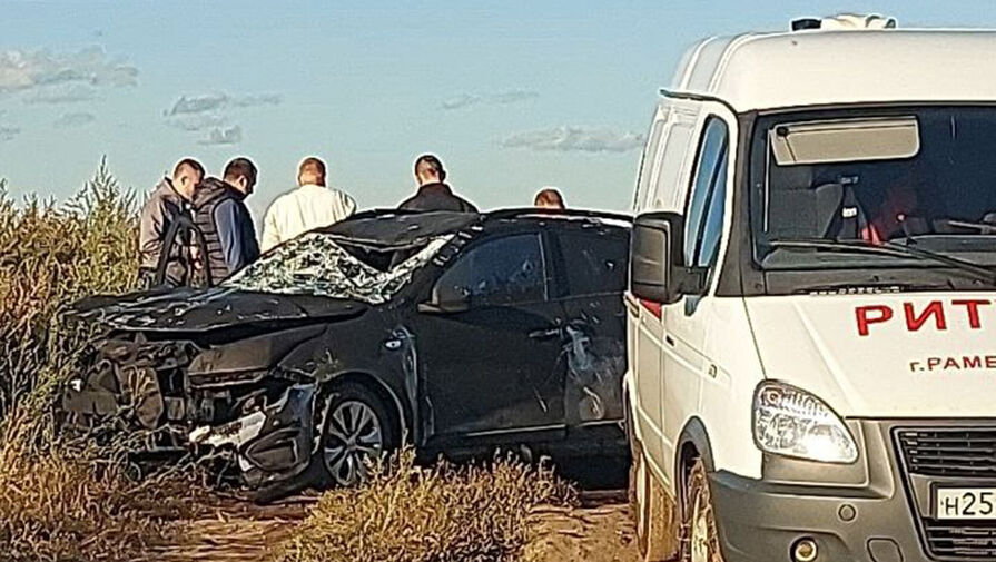 Автомобиль с двумя погибшими нашли в реке в Подмосковье