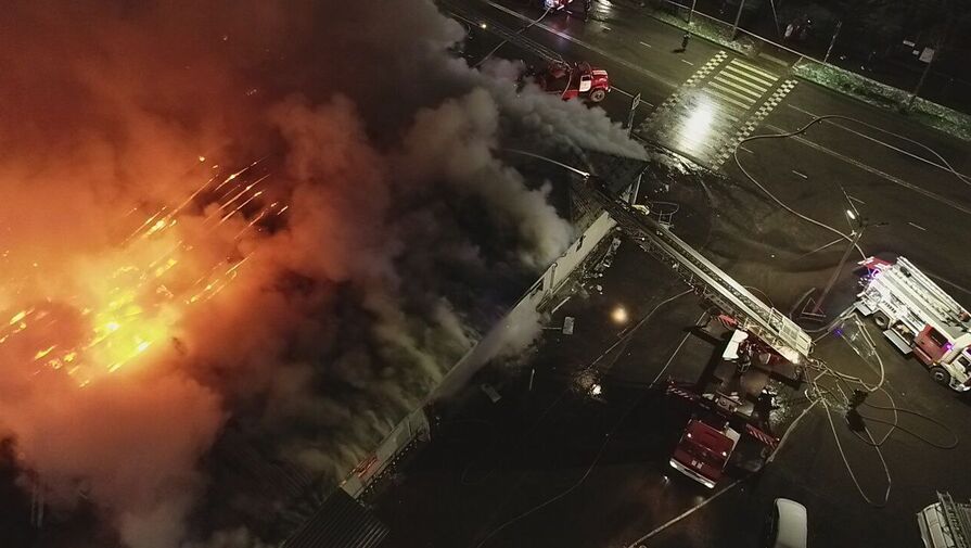 Губернатор пообещал помочь семьям погибших в результате пожара в костромском кафе