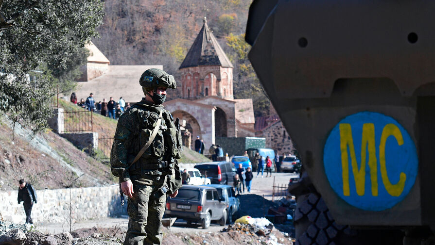 Минобороны: в зоне ответственности РФ в Карабахе нарушили режим прекращения огня