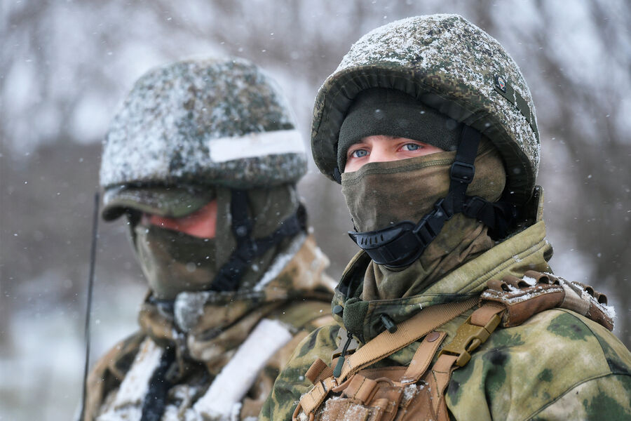 Подготовка мобилизованных военнослужащих РФ на полигоне в Запорожской области
