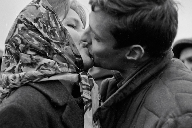 Проводы призывника в ряды Советской Армии. Москва. 1964 год