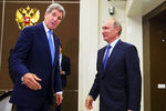 Госсекретарь США Джон Керри и президент России Владимир Путин во время встречи в резиденции «Бочаров ручей»
