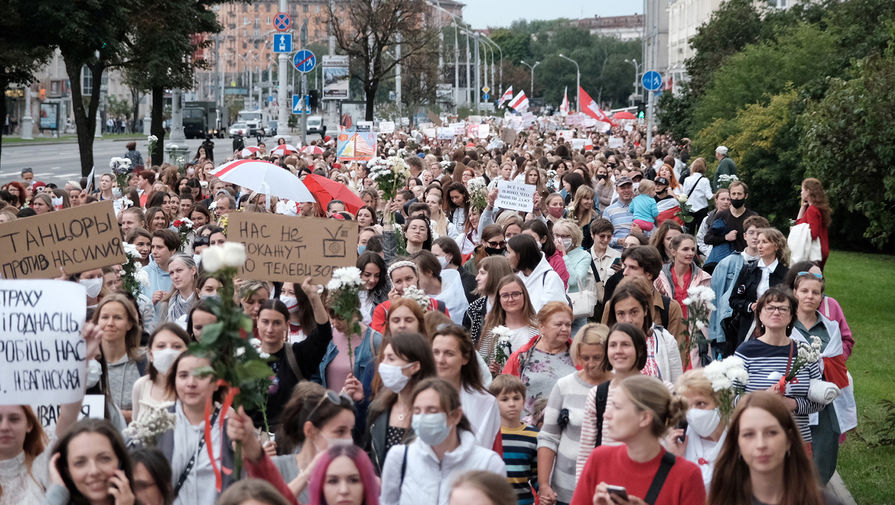 Во время женской демонстрации в&nbsp;Минске, 29 августа 2020 года