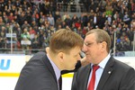 Раймо Сумманен и наставник «Трактора» Валерий Белоусов в ходе плей-офф этого сезона