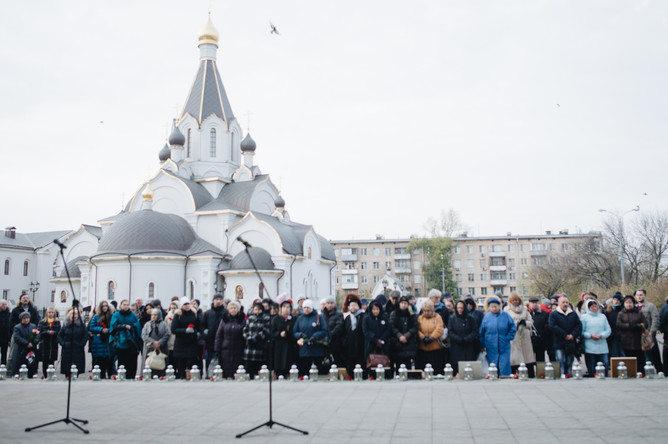Памятные мероприятия около Театрального центра на Дубровке, 26 октября 2017 года