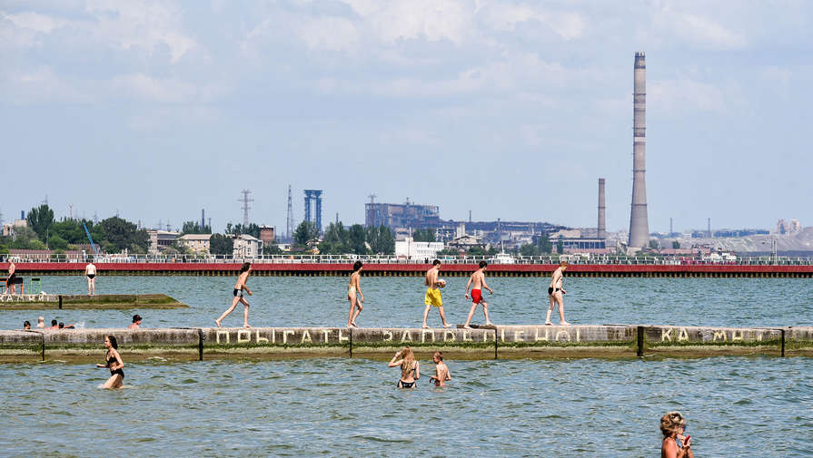 Мэр Мариуполя запретил купание в акватории города из-за мин на пляжах