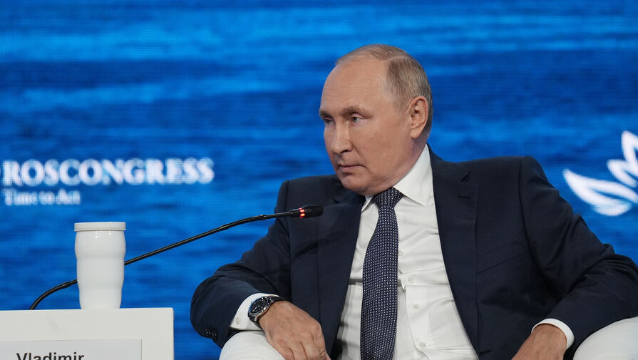 Путин поручил МИД проработать вопрос поставок удобрений РФ через порты Европы