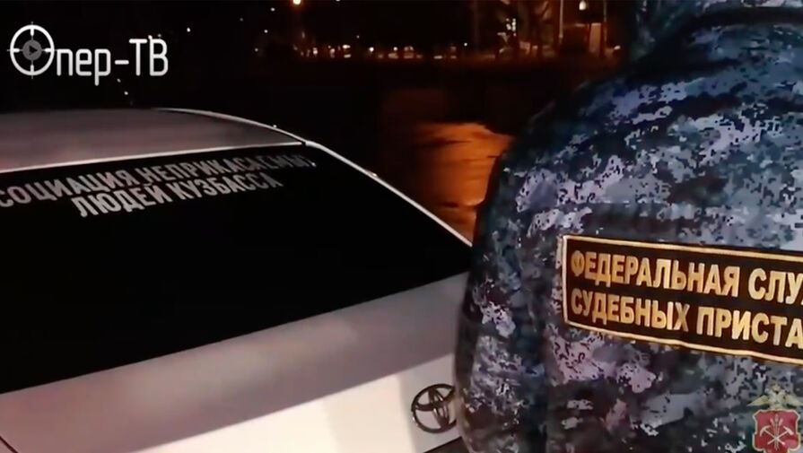 Водитель с наклейкой Ассоциация неприкасаемых людей Кузбасса получил 120 штрафов