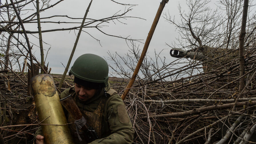 Военный объяснил сложность попыток отодвинуть линию фронта от Донецка