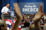 Барак Обама выступает с речью в штате Огайо во время предвыборной кампании 2012 года