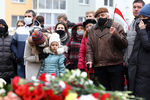 Участники акции памяти погибшего Романа Бондаренко в Минске, 13 ноября 2020 года