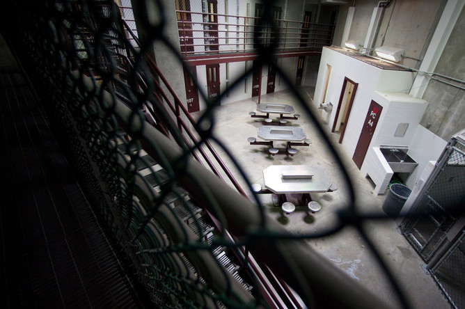 Интерьер одного из блоков тюрьмы Гуантанамо