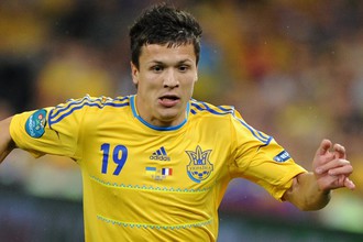 Евгений Коноплянка в матче сборной Украины
