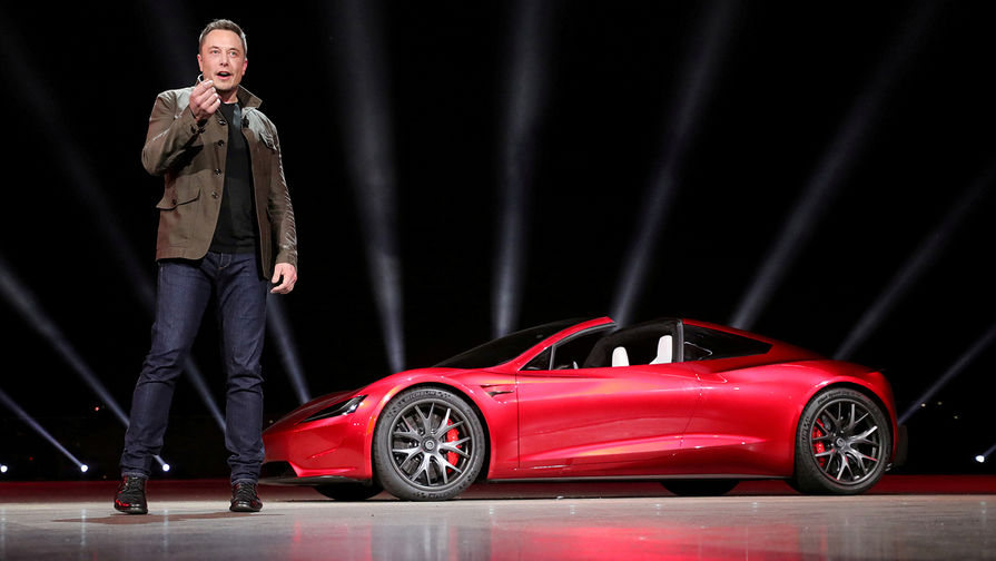 Илон Маск во время презентации прототипа автомобиля Tesla Roadster, ноябрь 2017 года