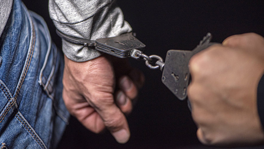 Двое граждан Украины задержаны в Молдавии за незаконный ввоз свыше 440 тыс.