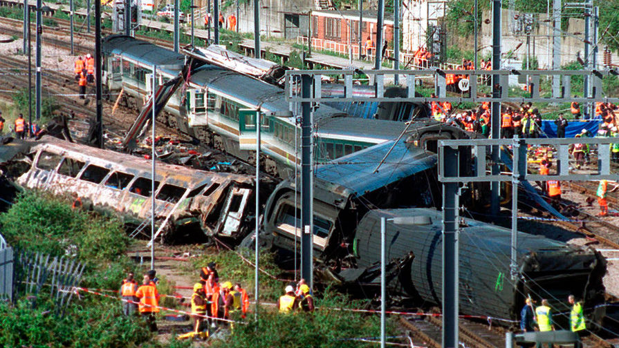 Крушение поездов недалеко от станции Паддингтон в&nbsp;западном Лондоне, 5 октября 1999 года