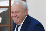 Глава Республики Хакасия Виктор Зимин на заседании конституционной комиссии республики, 2018 год