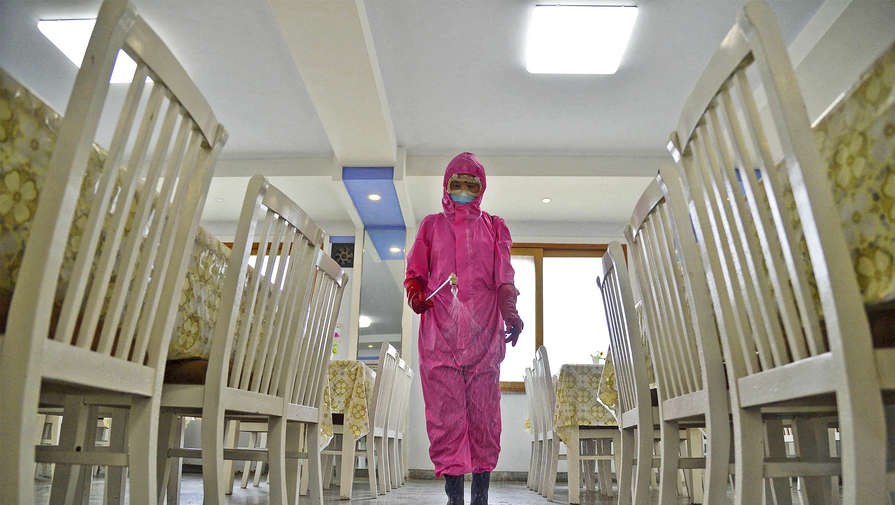 ЦТАК: число больных лихорадкой в Северной Корее превысило 2,2 миллиона человек