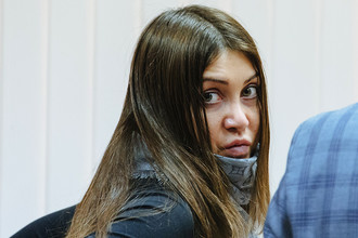 Мара Багдасарян в здании Савеловского суда в Москве