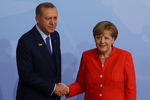 Президент Турции Реджеп Тайип Эрдоган и канцлер Германии Ангела Меркель 