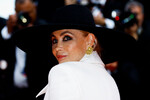 Актриса Эммануэль Беар на церемонии открытия 76-го Каннского кинофестиваля, 16 мая 2023 года