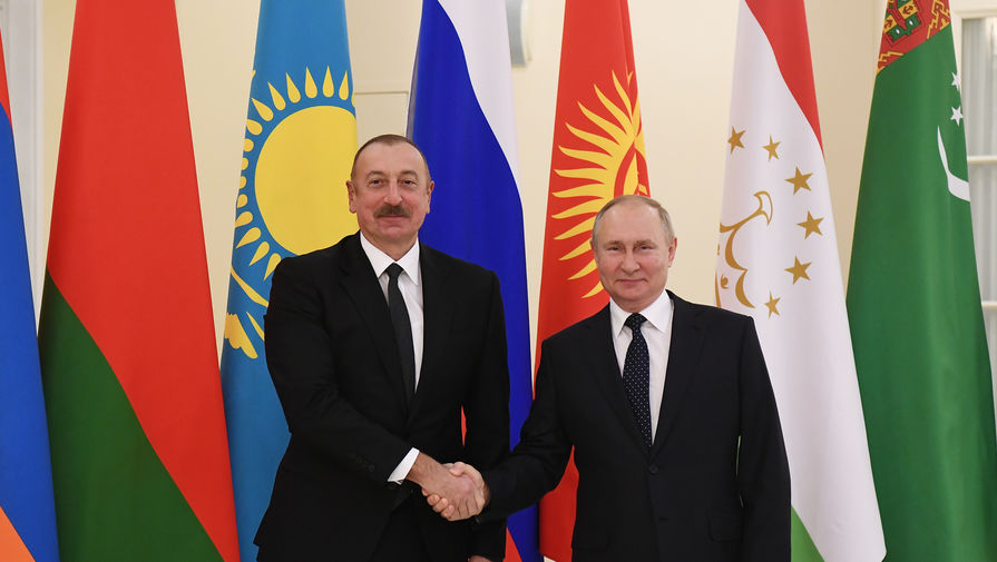 Путин обсудил Украину с Алиевым