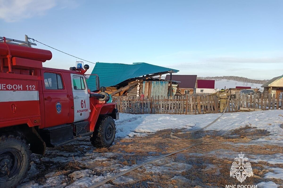 В Новгородской области перекрыли участок трассы М-10 Москва – Петербург  из-за паводка - Газета.Ru | Новости