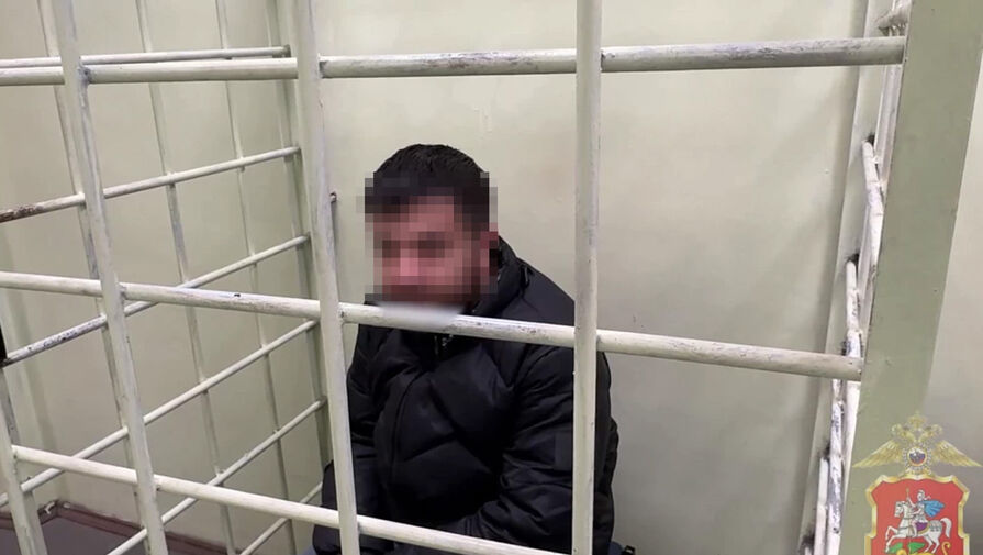 В Подмосковье студентка отдала мошенникам коллекцию часов родителей