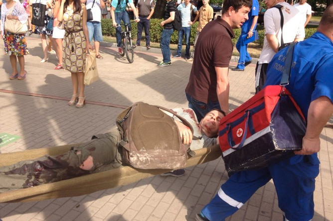 Пострадавший в результате аварии в метро между станциями «Славянский бульвар» и «Парк Победы» на Арбатско-Покровской линии