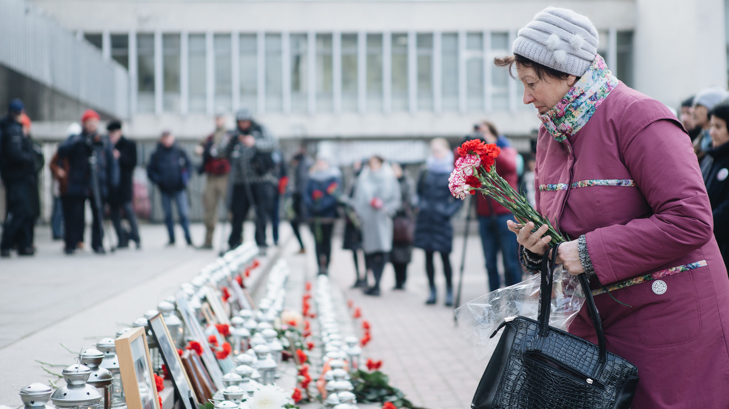 Памятные мероприятия около Театрального центра на Дубровке, 26 октября 2017 года